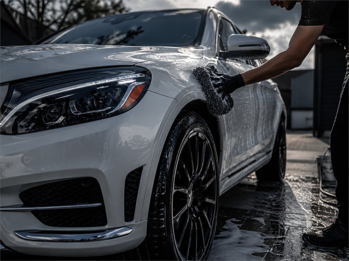 Mobile auto detailing hand wash in Ottawa